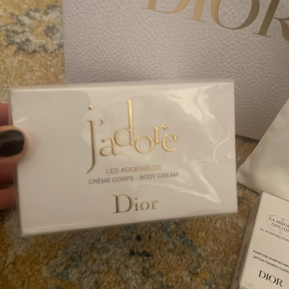 🏆Host Pick🏆Dior J’adore Body Cream Gift Set - Picture 5 of 6